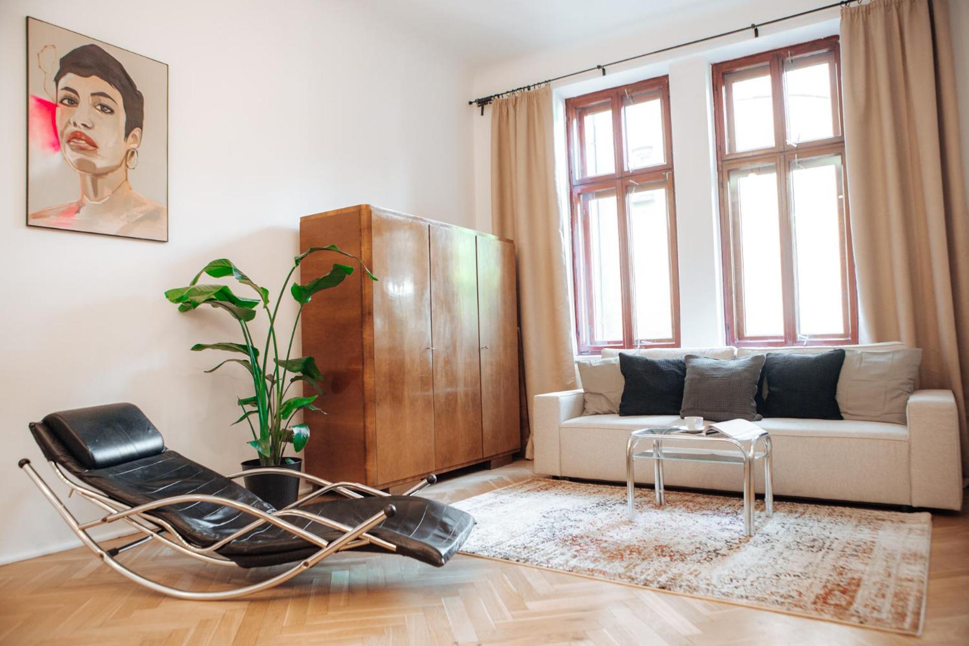 Oomph Vintage 2Br Gem Steps From Politechnika Lejlighed Warszawa Eksteriør billede